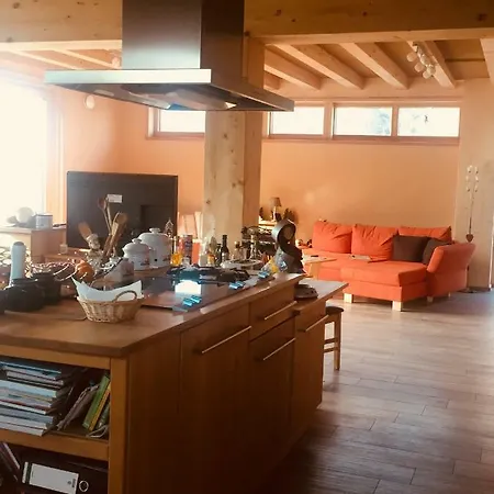 Poelyck: Uebernachten In Einem Strohhaus, Umgeben Von Purer Natur! Ubytování v soukromí Kerken